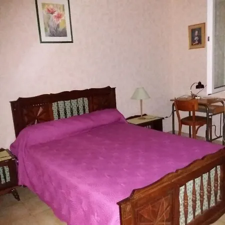 Saint Michel 2 Etoiles * Moulin-Mage