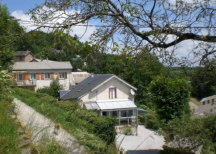 Saint Michel 2 Etoiles * Moulin-Mage